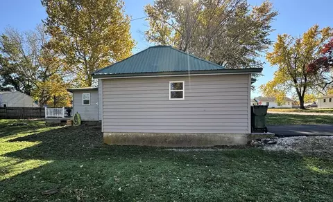 1203 4th St, Monett, MO 65708 photo 22