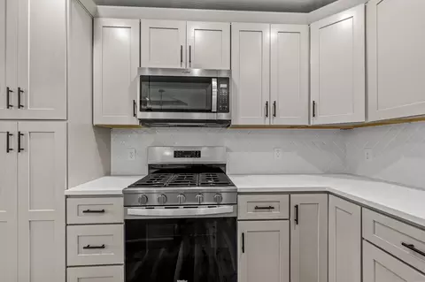 1406 N Collins Dr, Republic, MO 65738 photo 8