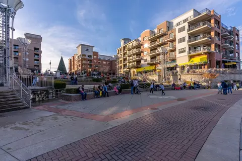 Exterior - 505 Valley View Dr #201, Branson, MO 65616 photo 14 of 37