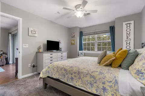 Bedroom - 505 Valley View Dr #201, Branson, MO 65616 photo 7 of 8
