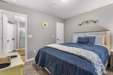 Bedroom - 505 Valley View Dr #201, Branson, MO 65616 photo 2 of 8