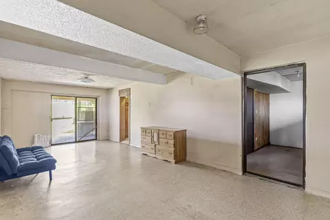Living - 278 Daisy Ln, Lampe, MO 65681 photo 9 of 9