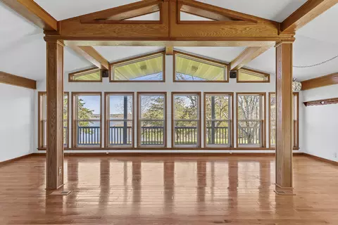 Living - 278 Daisy Ln, Lampe, MO 65681 photo 4 of 9