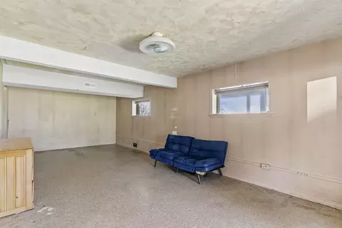 Living - 278 Daisy Ln, Lampe, MO 65681 photo 8 of 9
