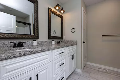 832 Mt Carmel Rd, Clever, MO 65631 photo 21