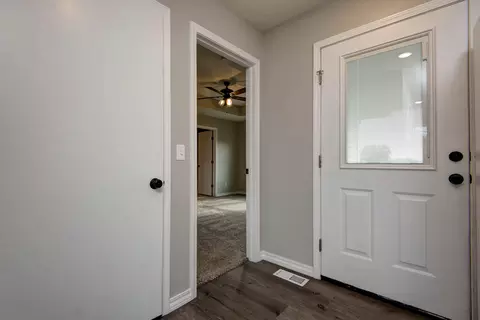 832 Mt Carmel Rd, Clever, MO 65631 photo 18
