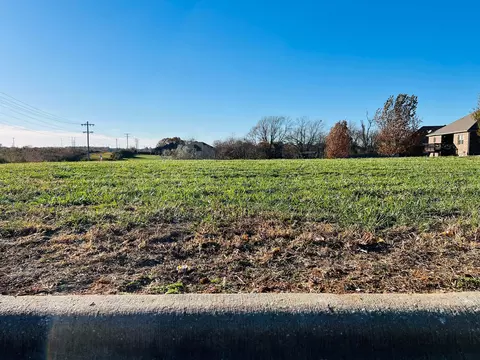 000 N Gregory Dr, Nixa, MO 65714 photo 3