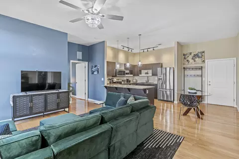 623 W Walnut St #407, Springfield, MO 65806 photo 13
