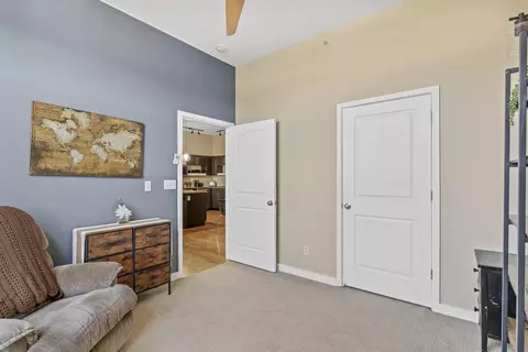623 W Walnut St #407, Springfield, MO 65806 photo 23