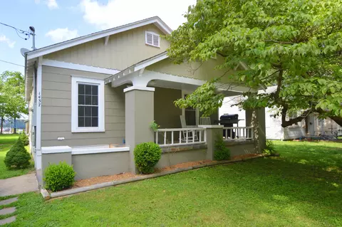 Exterior - 217 S Pickwick Ave, Springfield, MO 65802 photo 5 of 10