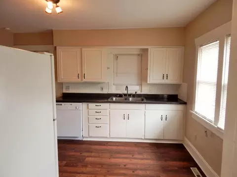 Kitchen - 217 S Pickwick Ave, Springfield, MO 65802 photo 6 of 6