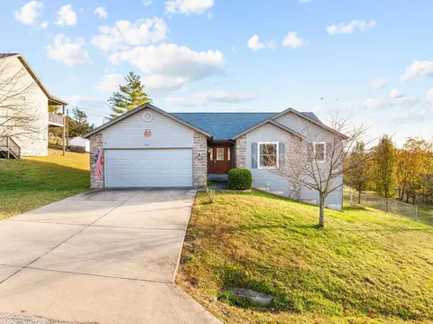 439 Grand Ave, Branson, MO 65616