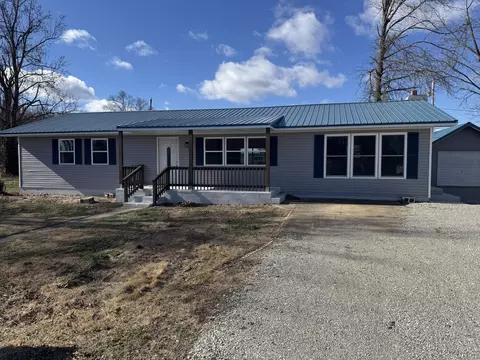 1102 Sapp St, Cassville, MO 65625
