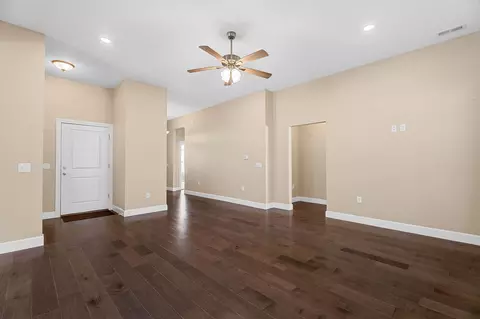 219 Redwine Cir, Branson, MO 65616 photo 9