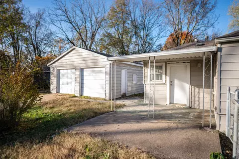 1601 N Rogers Ave, Springfield, MO 65803 photo 2