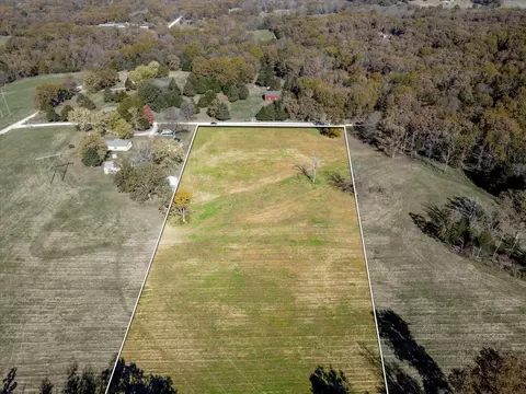 003 E 1650 Rd, Stockton, MO 65785