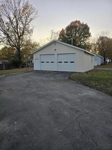 616 Euclid Ave, Monett, MO 65708 photo 14