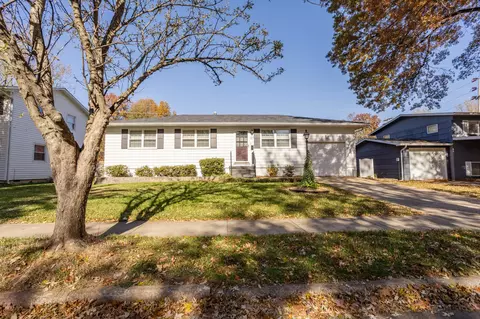 609 Edgewood St, Springfield, MO 65807