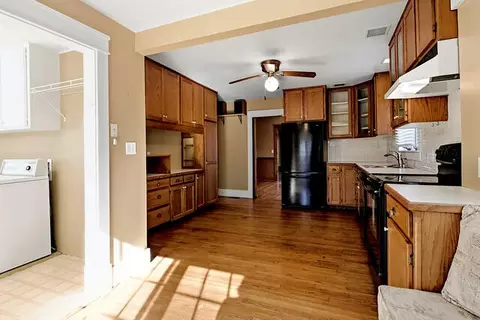 519 W Cherry St, Nevada, MO 64772 photo 17