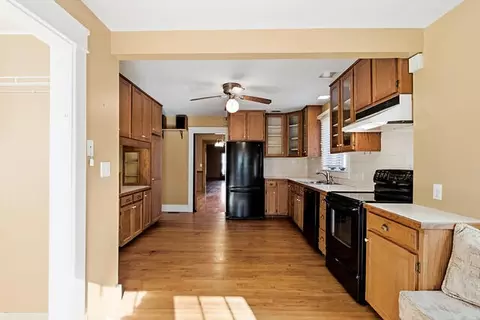 519 W Cherry St, Nevada, MO 64772 photo 14
