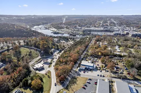 View/Area - 220 Angels Trl, Branson, MO 65616 photo 17 of 21