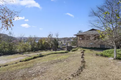 Exterior - 220 Angels Trl, Branson, MO 65616 photo 11 of 16