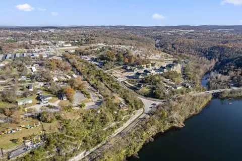 View/Area - 220 Angels Trl, Branson, MO 65616 photo 19 of 21