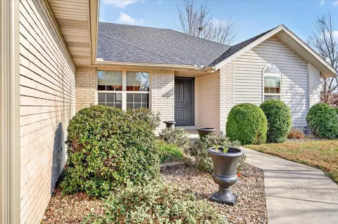 3260 S Brunswick Ave, Springfield, MO 65809 photo 23