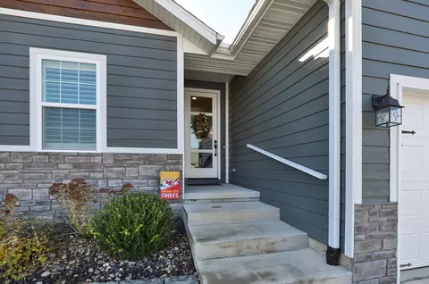 1602 E Silo Ridge Dr, Ozark, MO 65721 photo 3