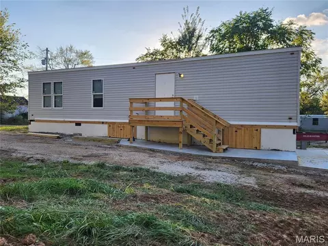 411 W Nelson St, Conway, MO 65632