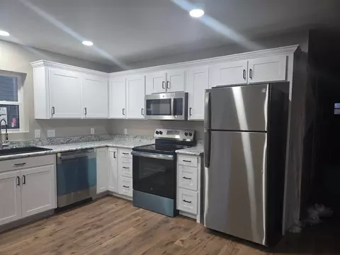 930 Porter Ave, Aurora, MO 65605 photo 9