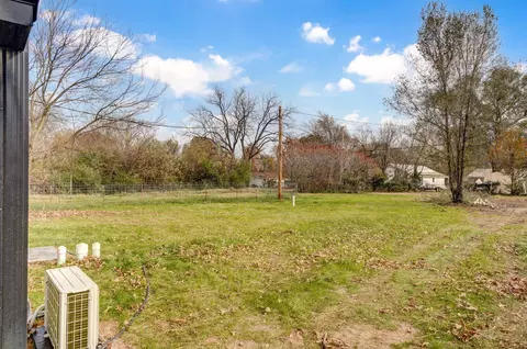 930 Porter Ave, Aurora, MO 65605 photo 27