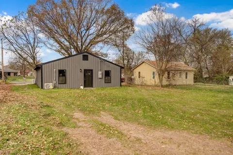 930 Porter Ave, Aurora, MO 65605 photo 28