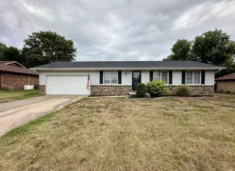 213 E Halsey St, Republic, MO 65738 photo 1