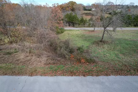 10 Rodeo Ln, Ava, MO 65608
