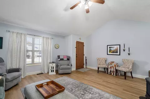4236 S Shady Lake Ave, Springfield, MO 65810 photo 7