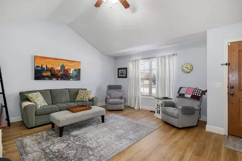 4236 S Shady Lake Ave, Springfield, MO 65810 photo 5