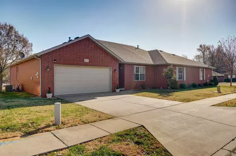 4236 S Shady Lake Ave, Springfield, MO 65810 photo 3