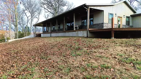 6101 SW 831, El Dorado Springs, MO 64744