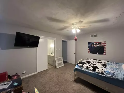 Bedroom - 850 Oo Hwy, Thayer, MO 65791 photo 7 of 9