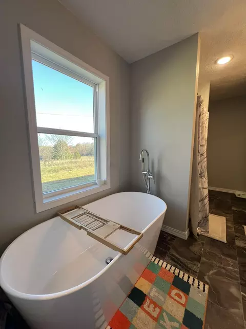 Bath - 850 Oo Hwy, Thayer, MO 65791 photo 2 of 6