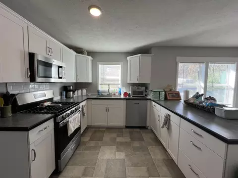 Kitchen - 850 Oo Hwy, Thayer, MO 65791 photo 2 of 5