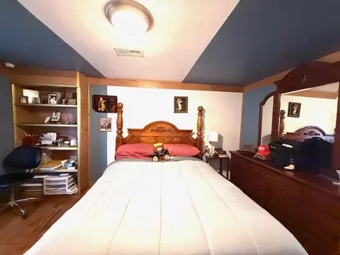 2228 N Farmer Ave, Springfield, MO 65803 photo 12