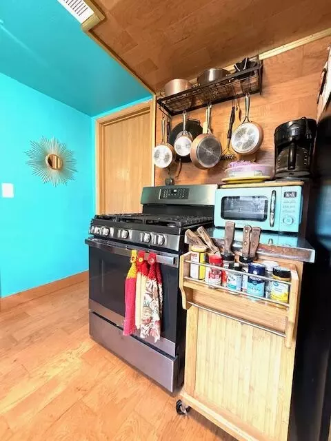 2228 N Farmer Ave, Springfield, MO 65803 photo 8