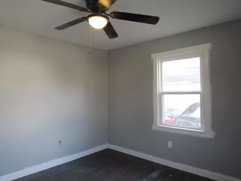 Bedroom - 2114 E Cairo St, Springfield, MO 65802 photo 1 of 2