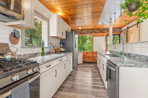 Kitchen - 537 Watson Rd, Branson, MO 65616 photo 1 of 3