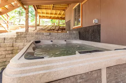 Exterior - 537 Watson Rd, Branson, MO 65616 photo 7 of 20