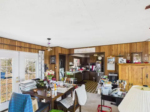 Dining - 3079 Highway M, Cabool, MO 65689 photo 1 of 2