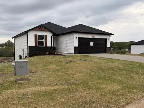 840 Shorthorn Ln, Marshfield, MO 65706