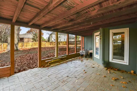 Exterior - 3803 E Linwood St, Springfield, MO 65809 photo 10 of 21